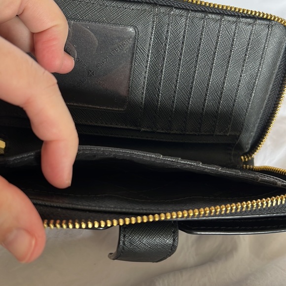Michael Kors Wrist Wallet *Free Shipping* - Picture 11 of 12